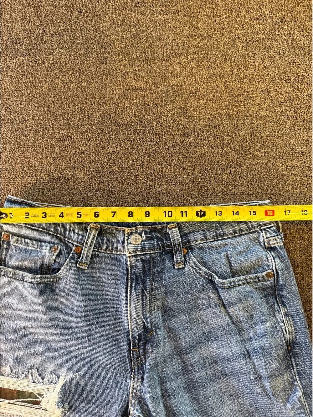 2019 Levi’s 541 Athletic Taper Jeans Men’s 32x32 Distressed Ripped Camo Y2K